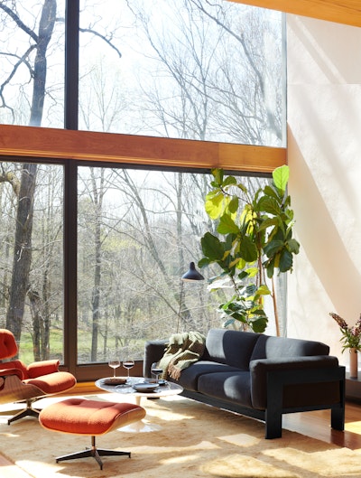 Saarinen Coffee Table, Oval – Design Within Reach