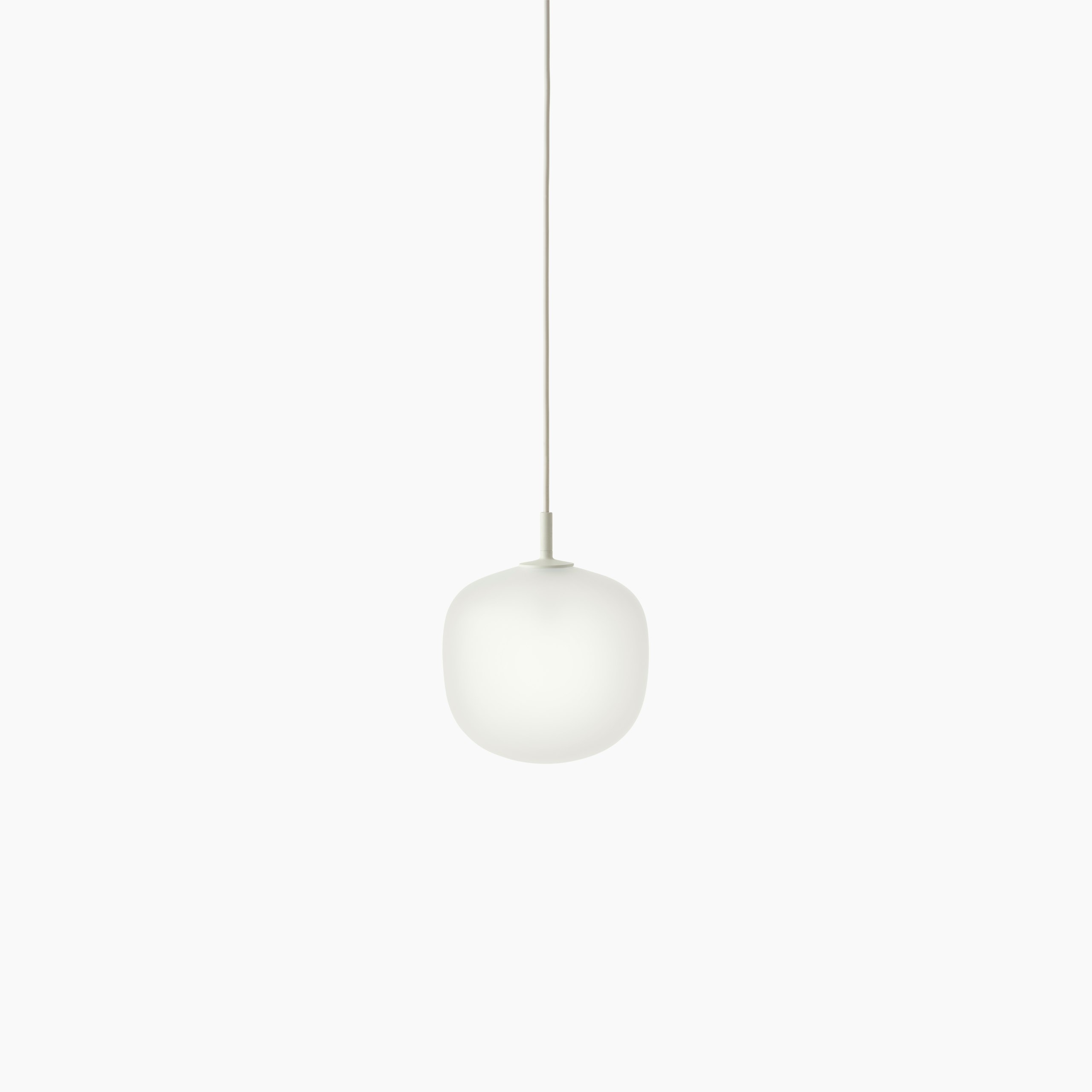 Rime pendant 18 white muuto 5000x5000 hi res