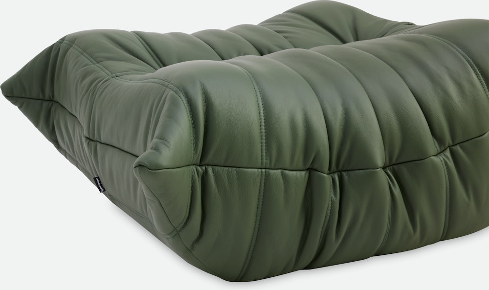TOGO Ottoman - Opera Leather,  olive
