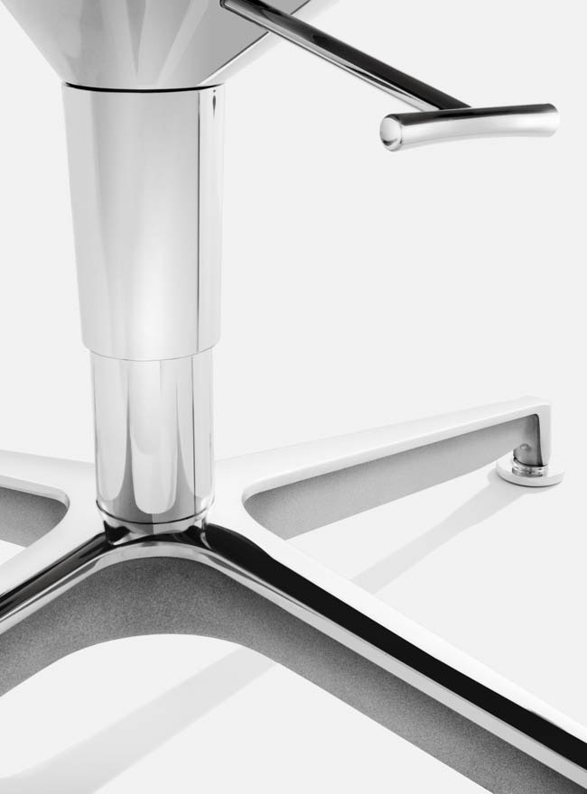 Saarinen Executive Office Side Chair