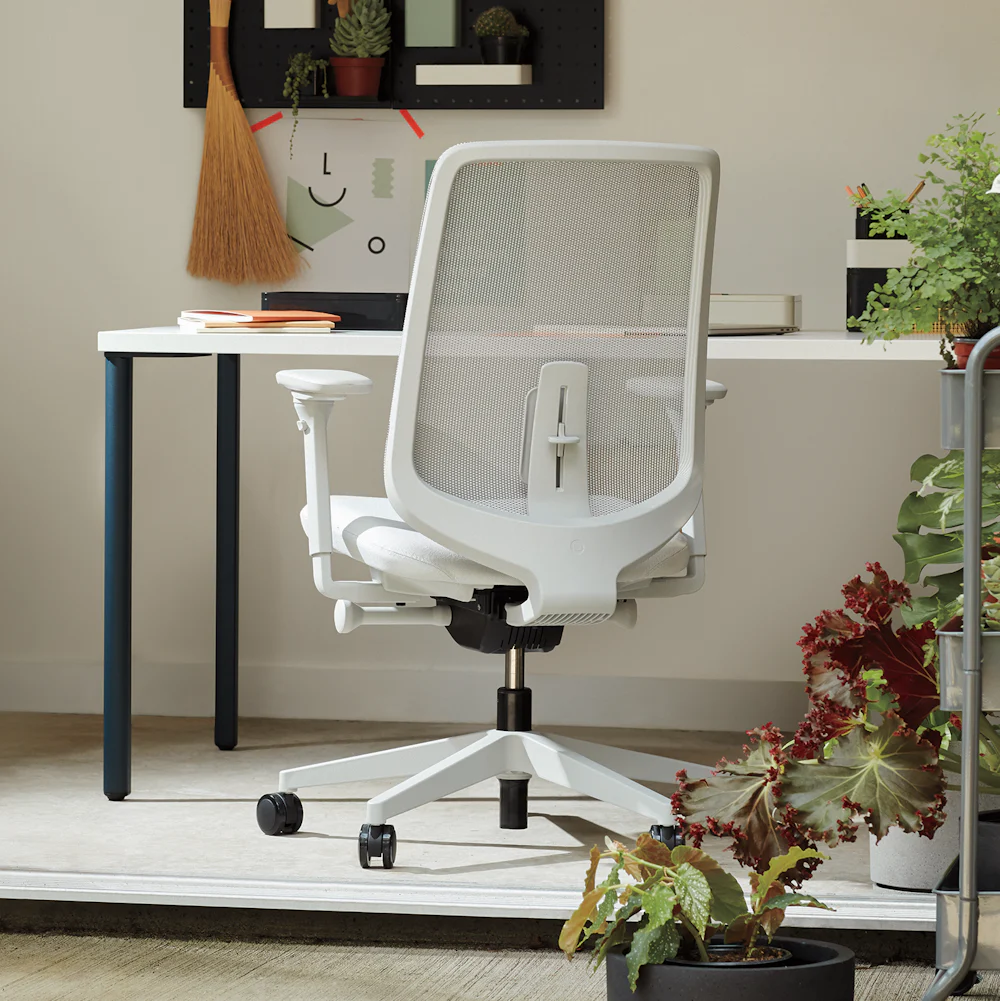 Ergonomic Office Chairs, Desk Chairs & Task Chairs – Herman Miller Store