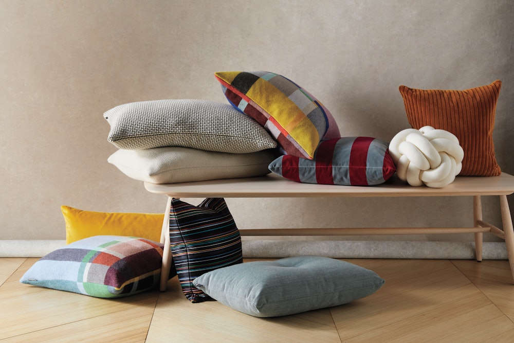 Lanalux Pillow by Alexander Girard