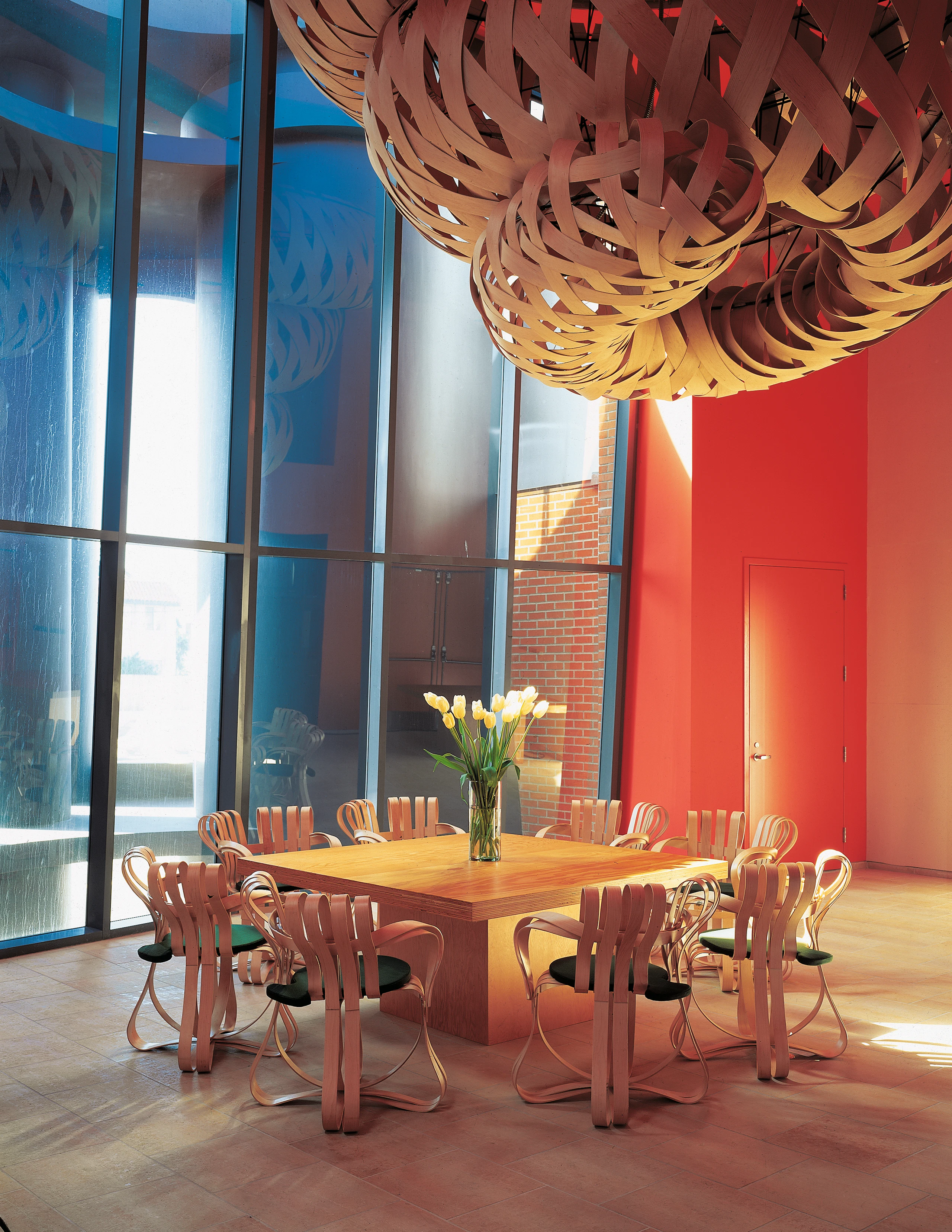 Knoll bentwood Frank Gehry Cross Check Chair