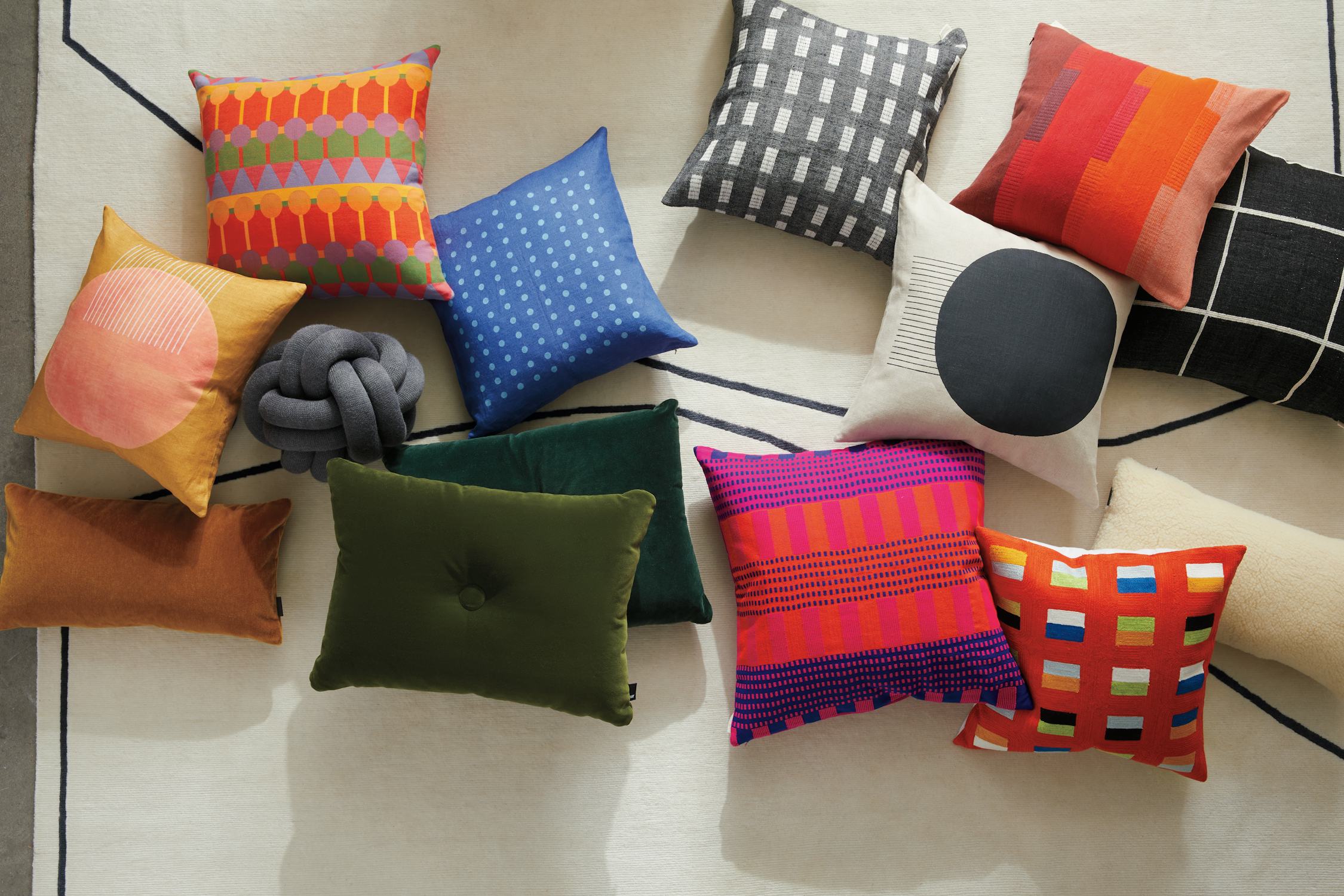 Bale Pillow – Design Within Reach