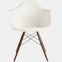 Eames Molded Plastic Dowel-Leg Armchair (DAW)