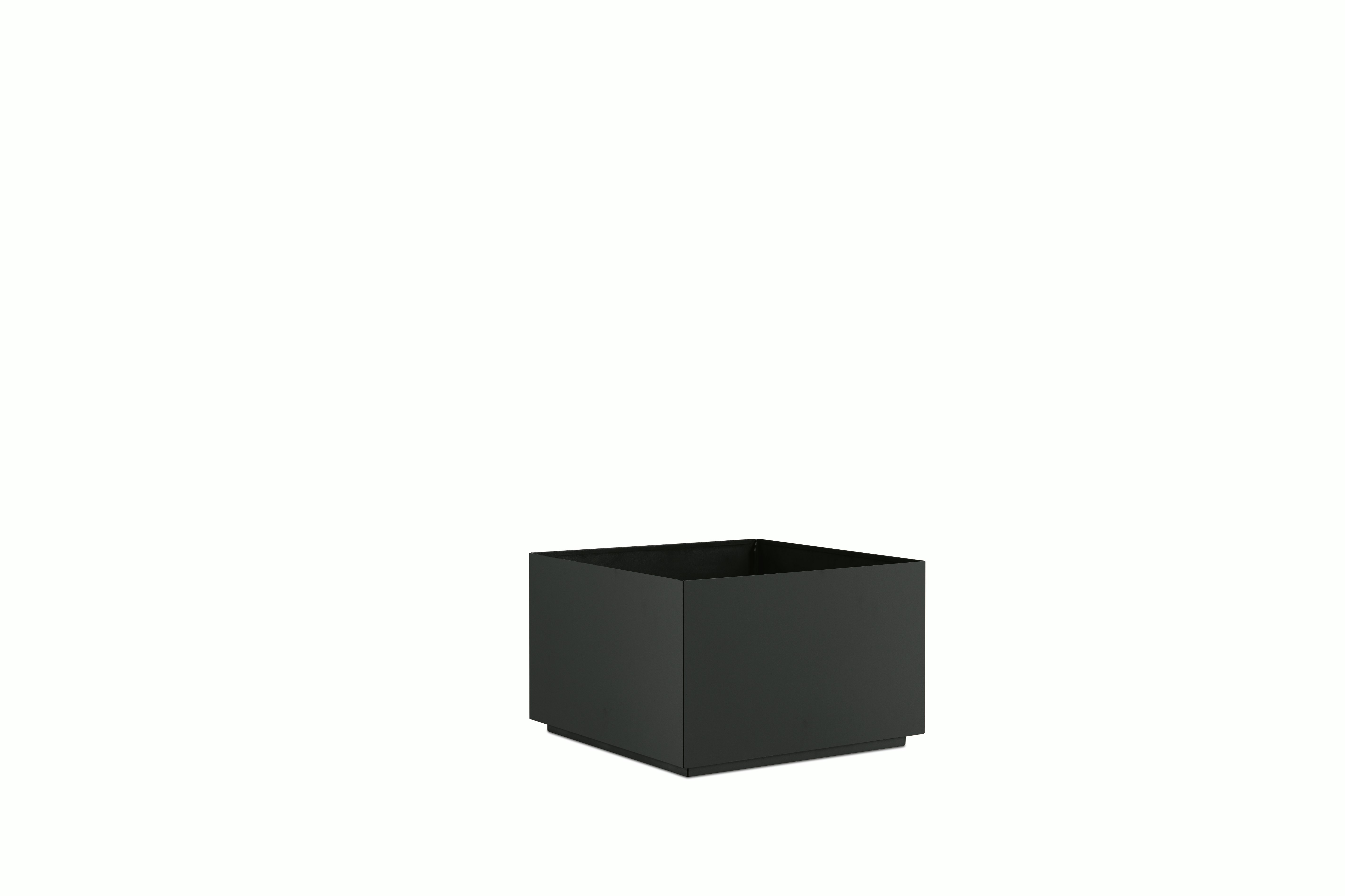 Knox Planter - 20" Square"