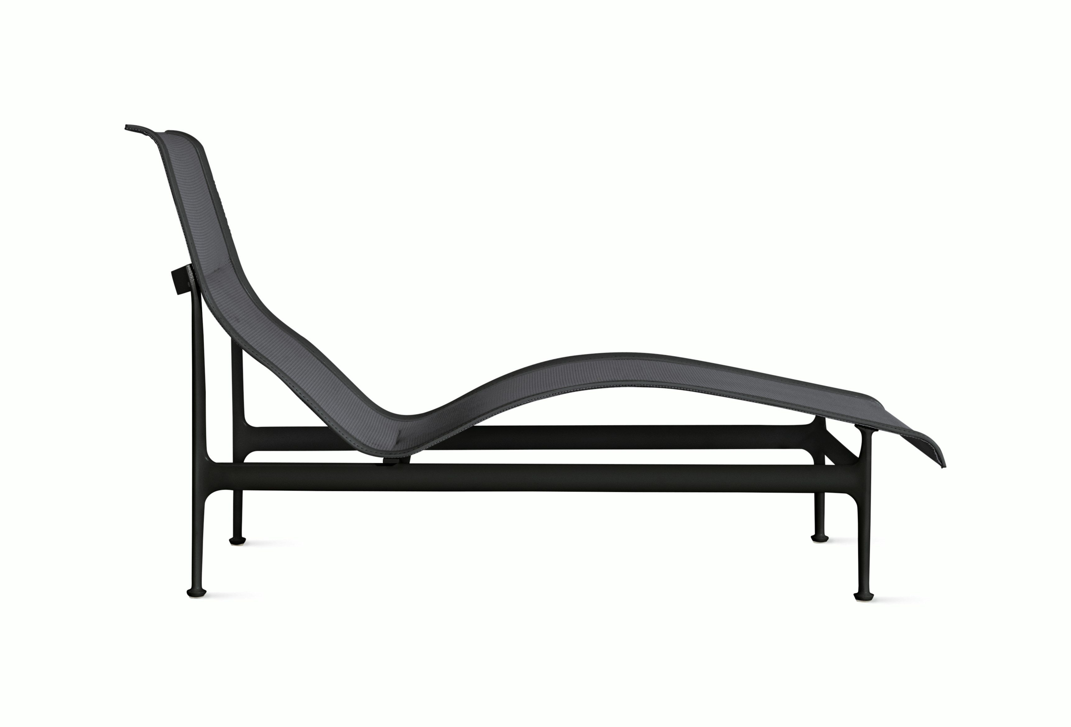 1966 Collection Contour Chaise