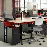 Antenna Workspaces antenna workspaces knoll design days 2019 power beam antenna y-base height-adjustable table ollo rockwell unscripted soft storage bin sparrow led light calibre mobile storage