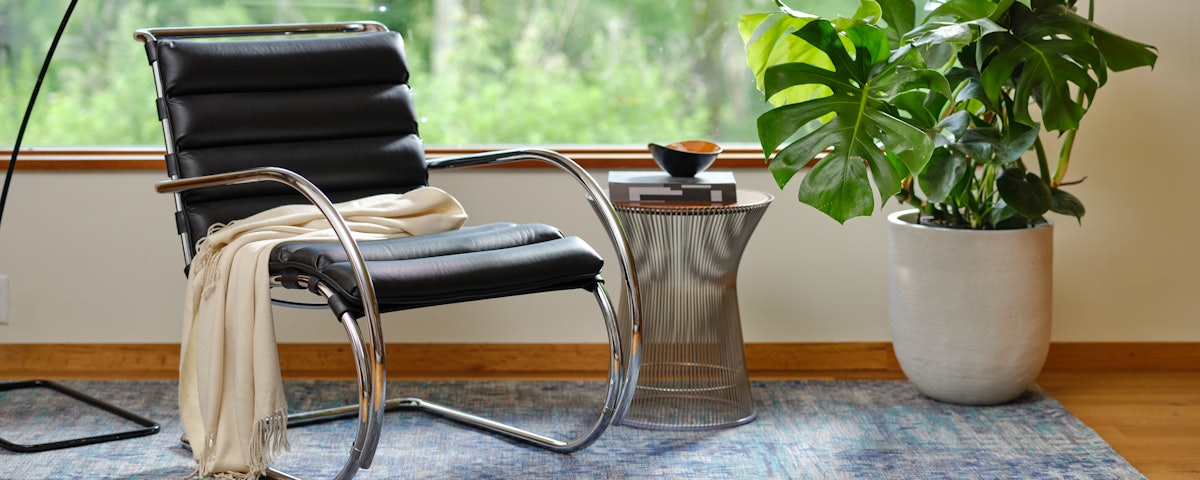 MR Lounge Chair