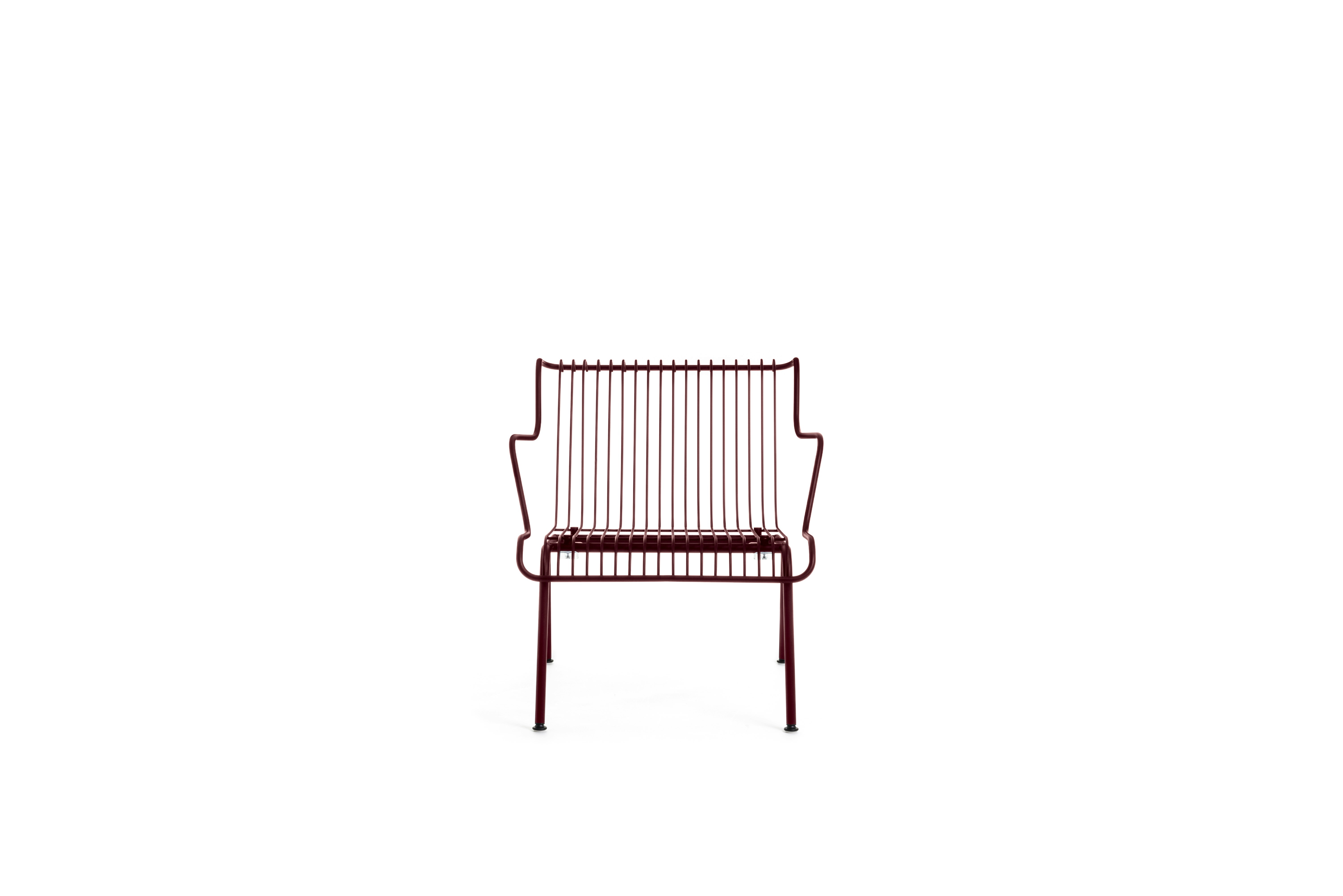 South Outdoor Lounge Armchair - Bordeaux