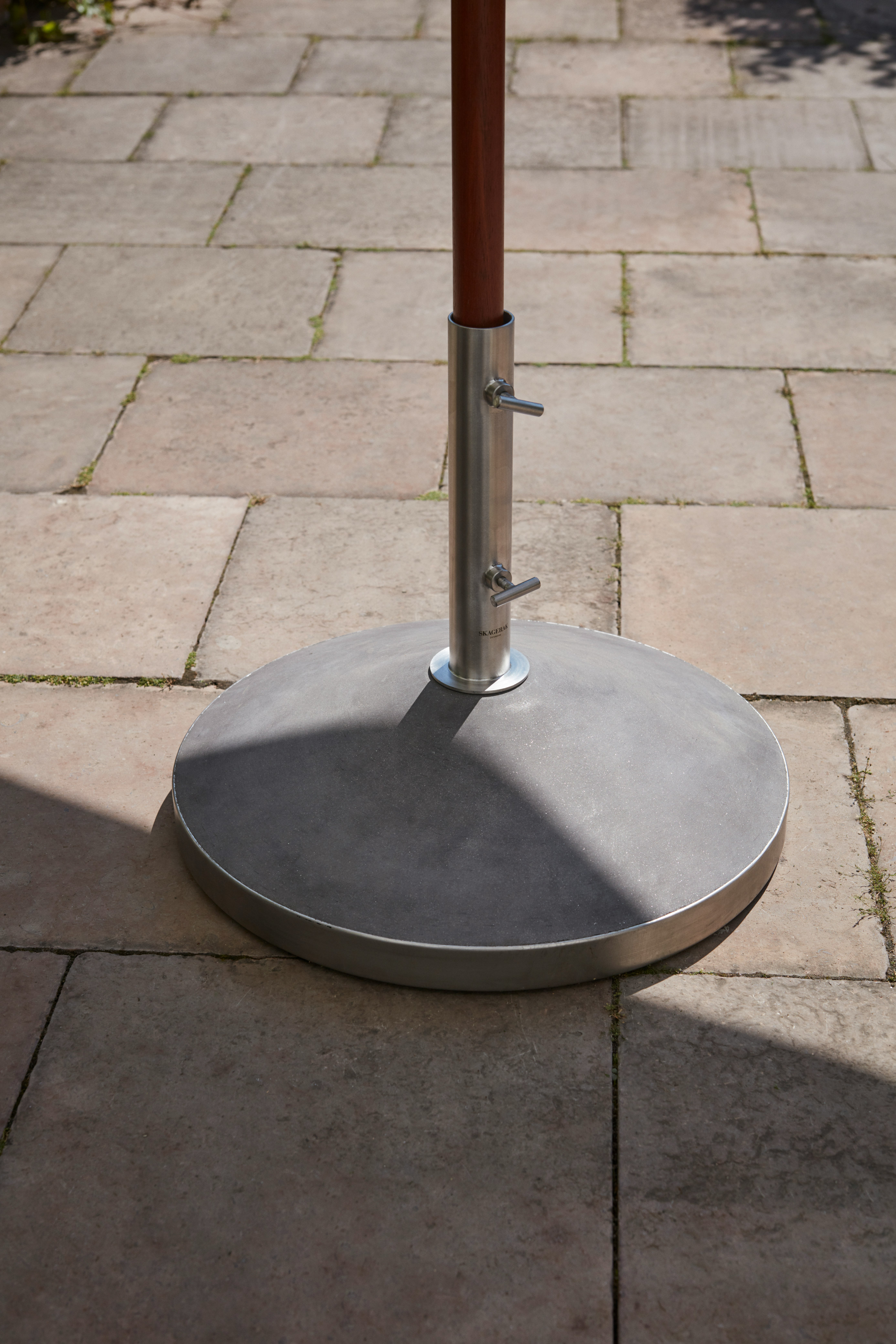 Capri Umbrella Stand
