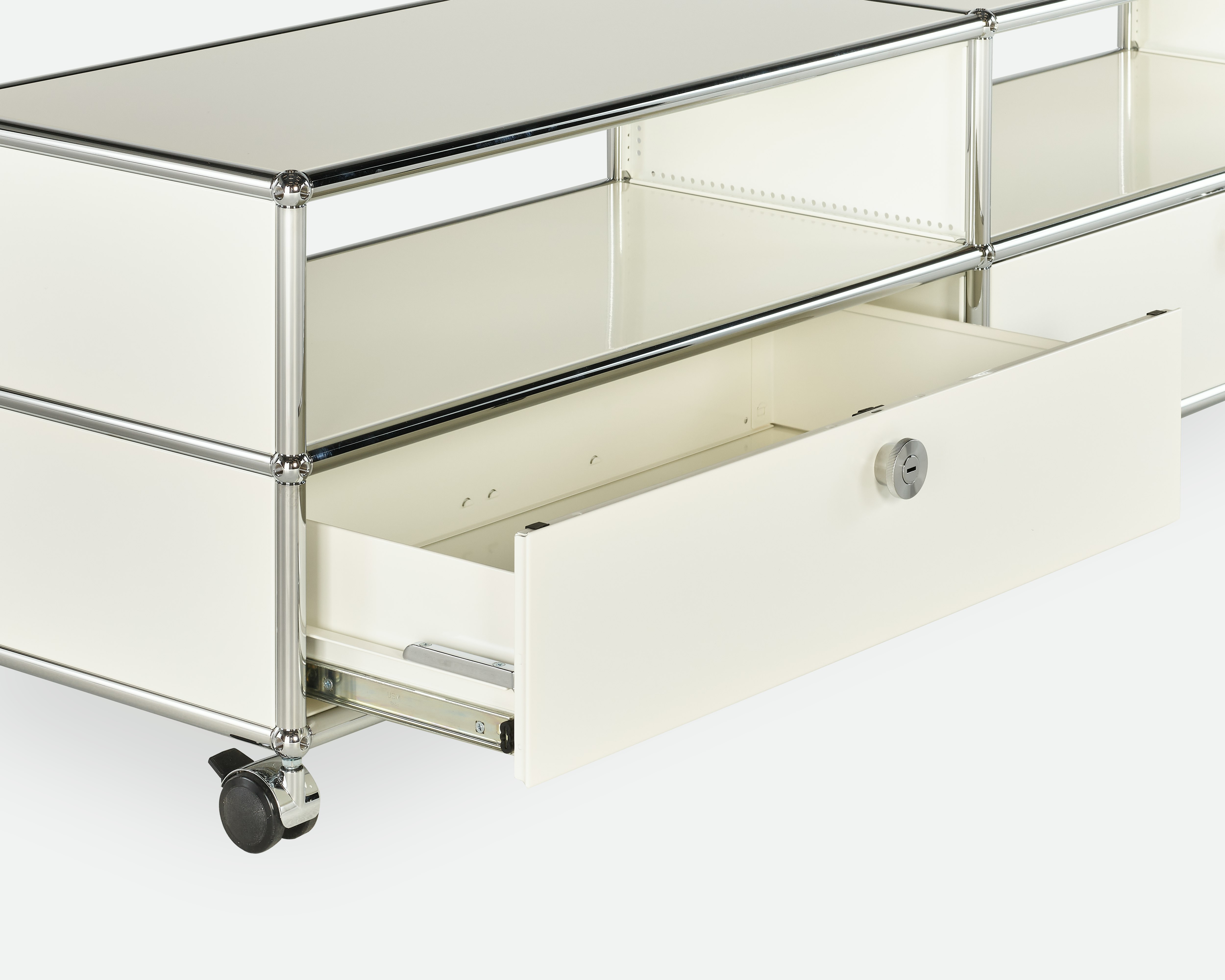 USM Haller Media Console