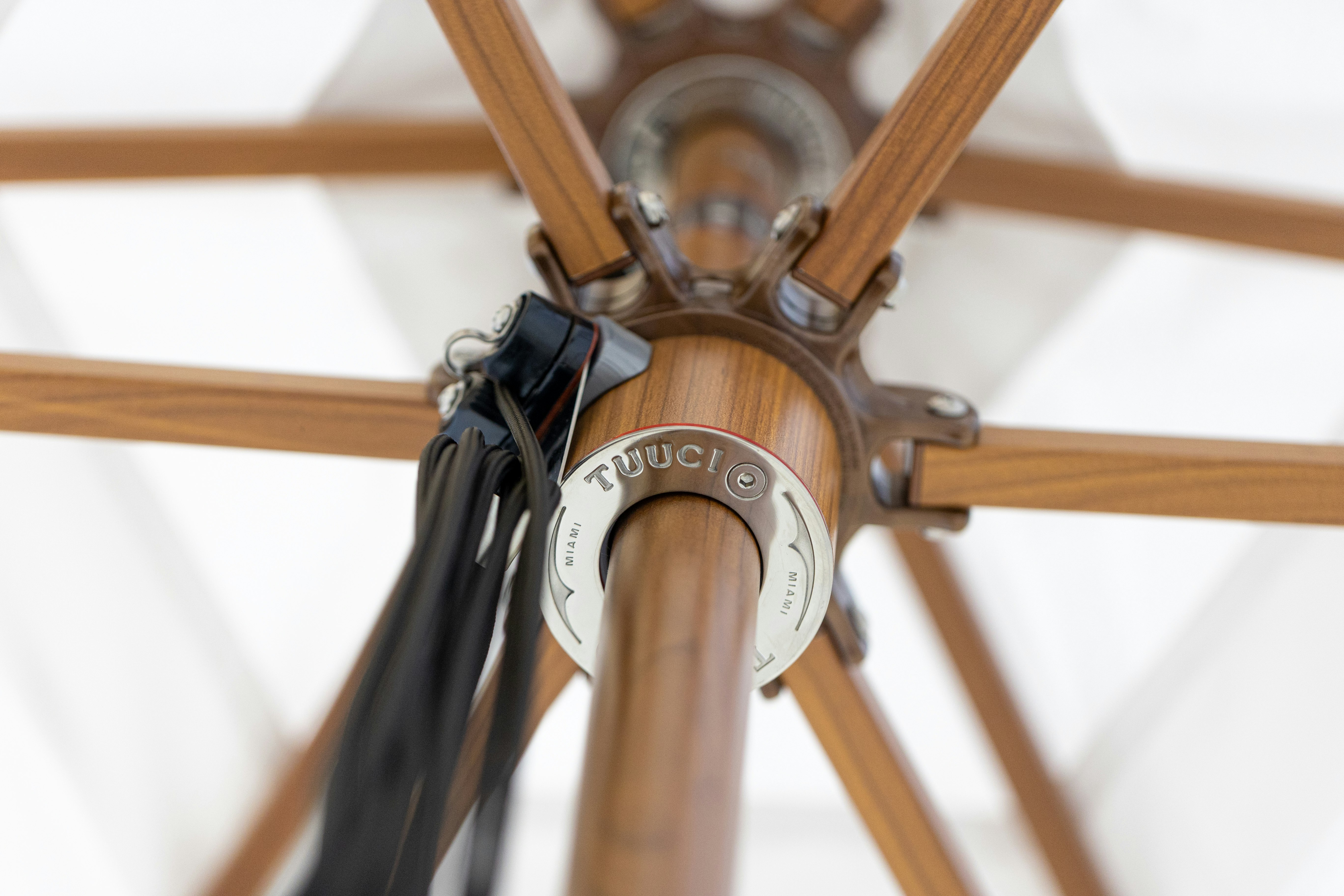 Tuuci Ocean Master Hexagon Fringe Umbrella