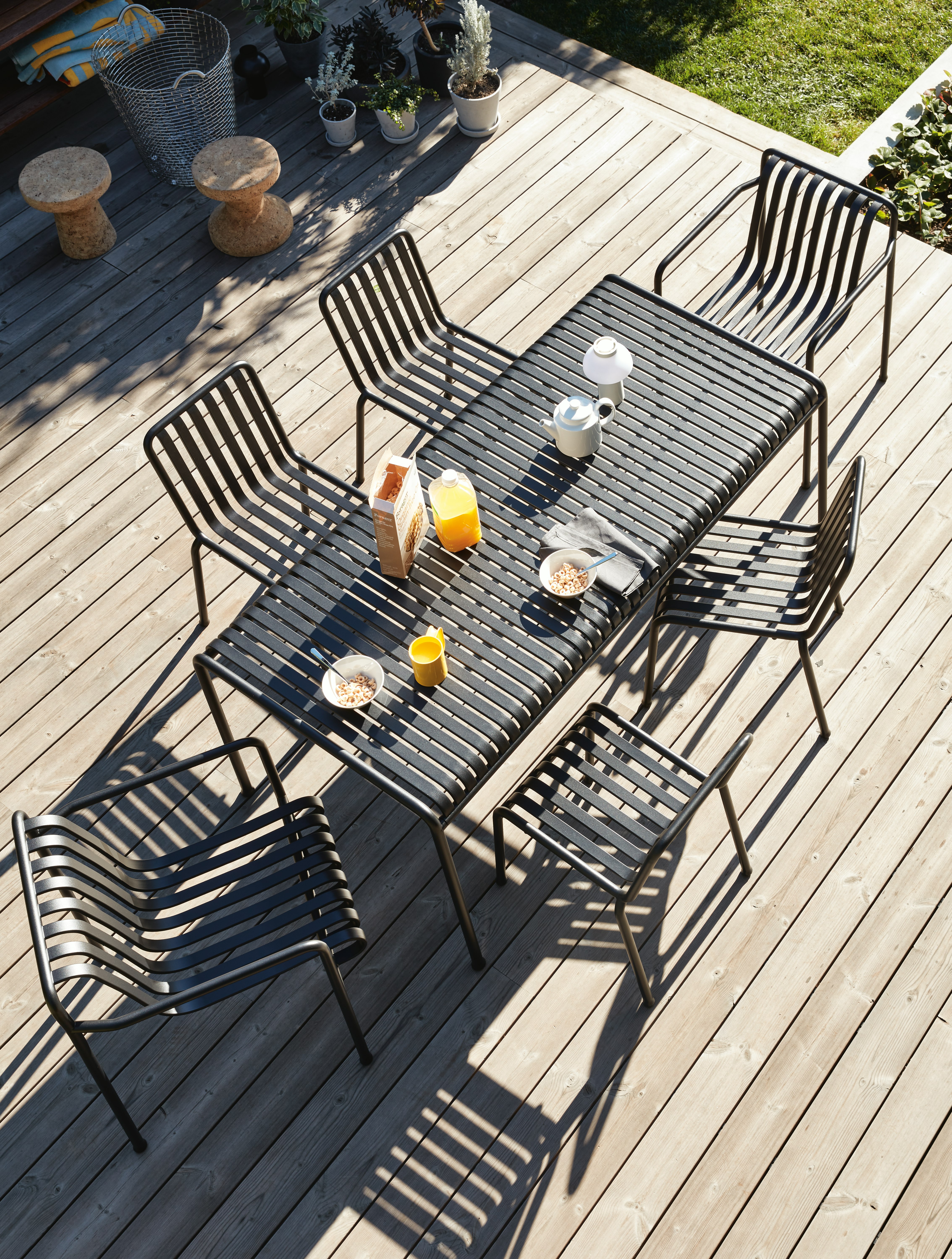 Palissade Dining Table and Chair Set 