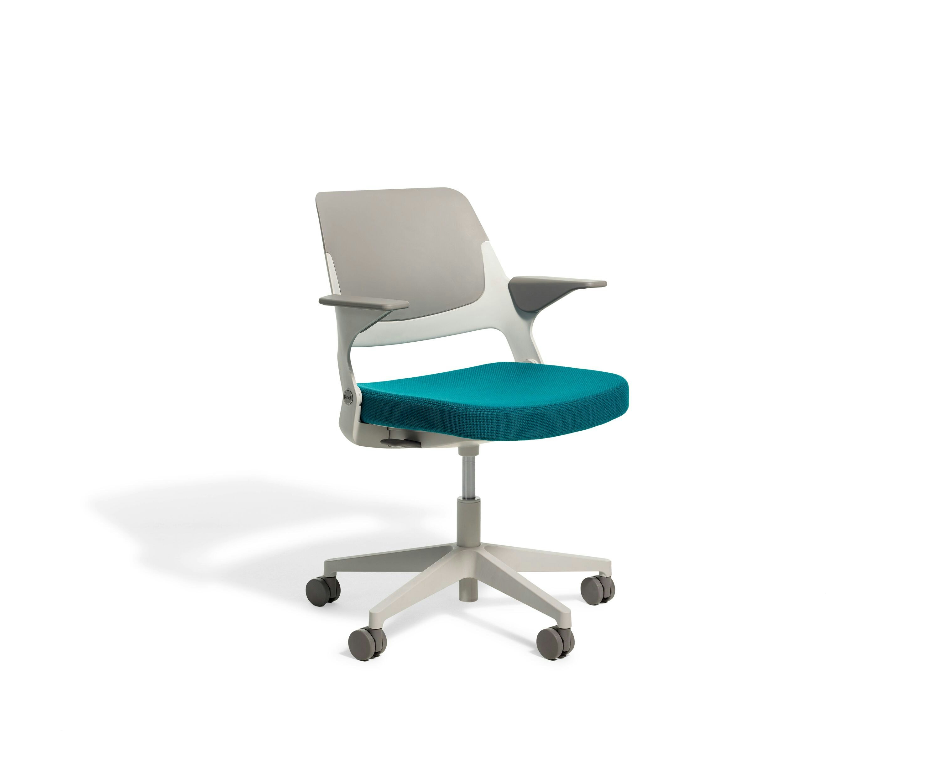 Ollo with Shell Back | Knoll