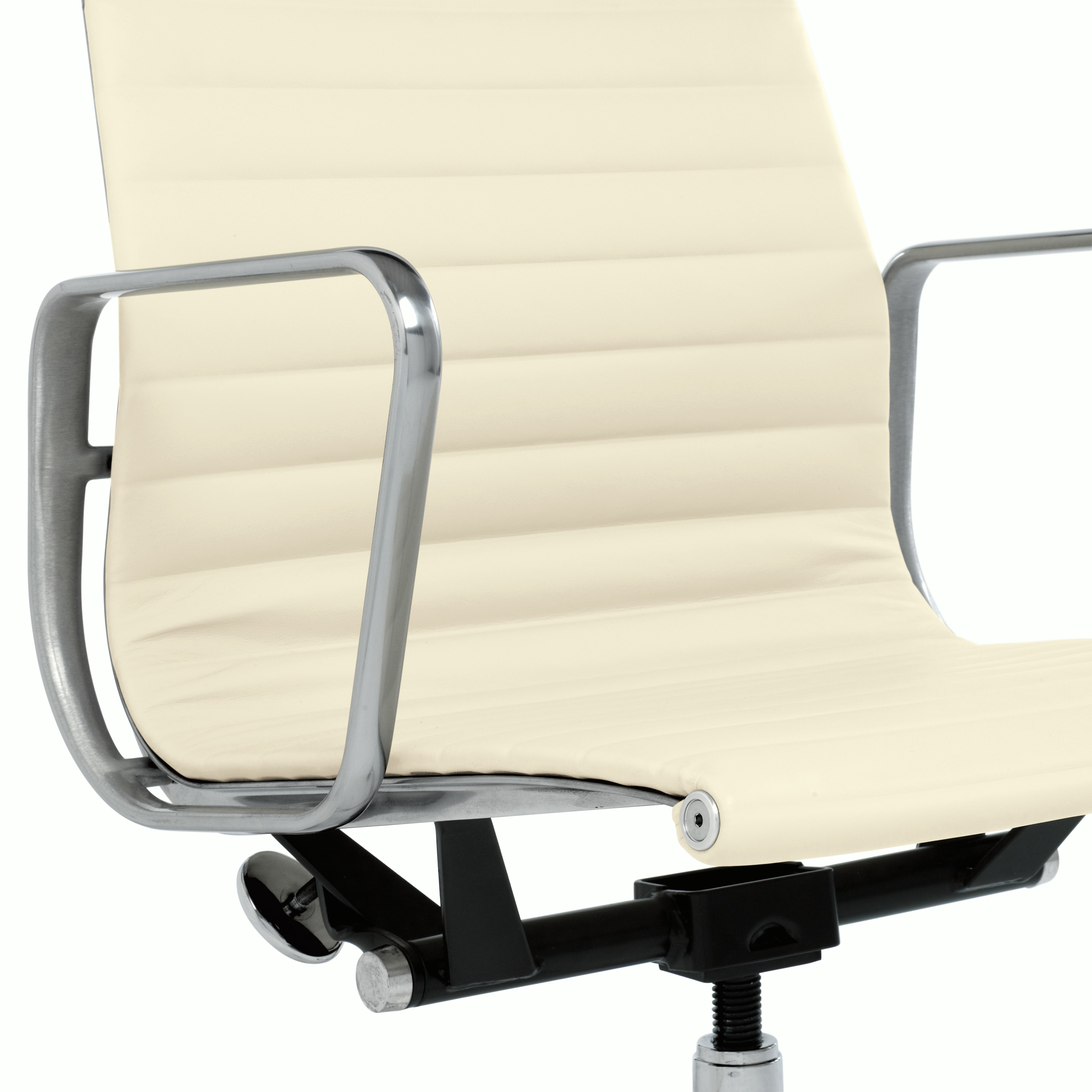 Eames Aluminum Executive Chair