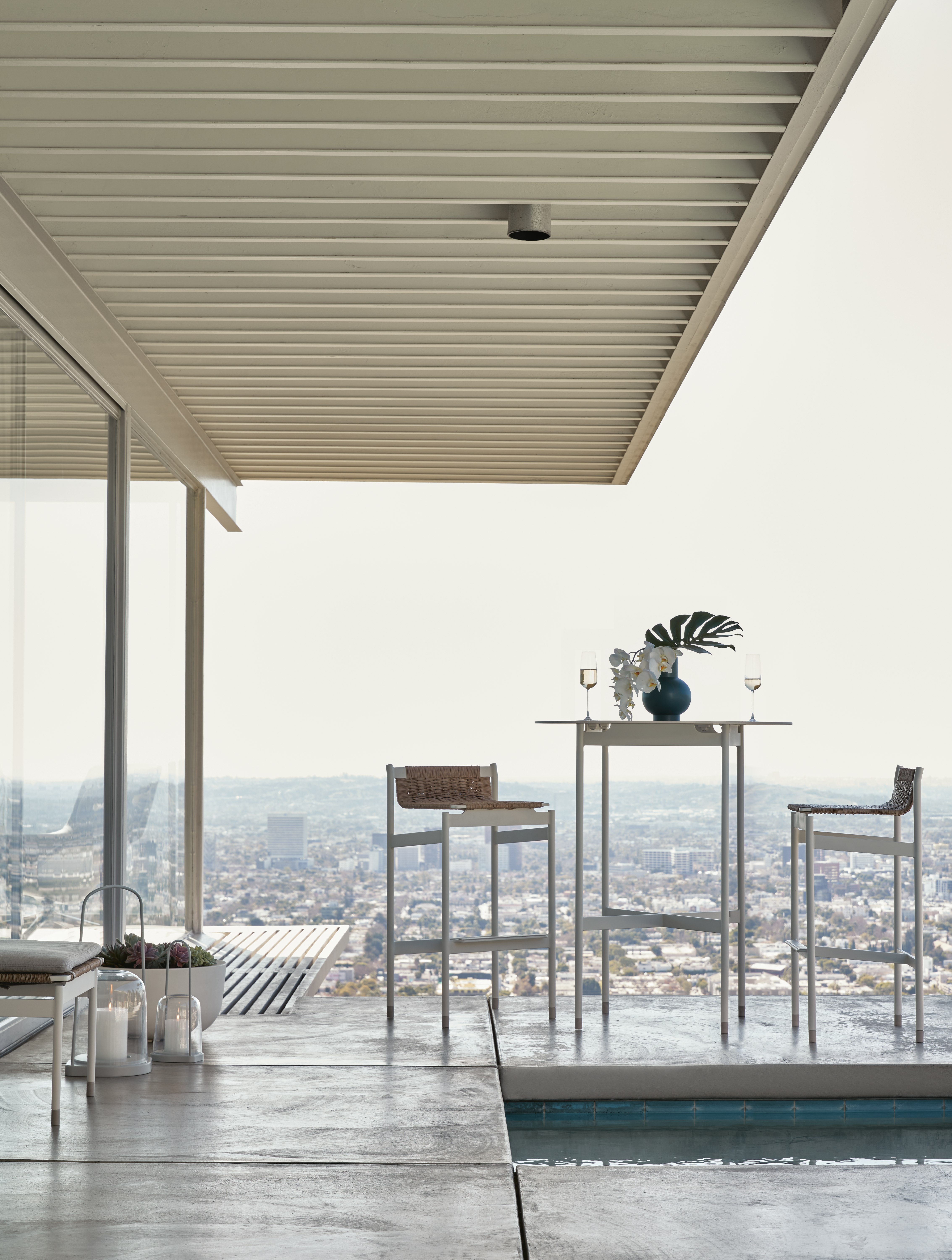 Sommer Bar-Height Table