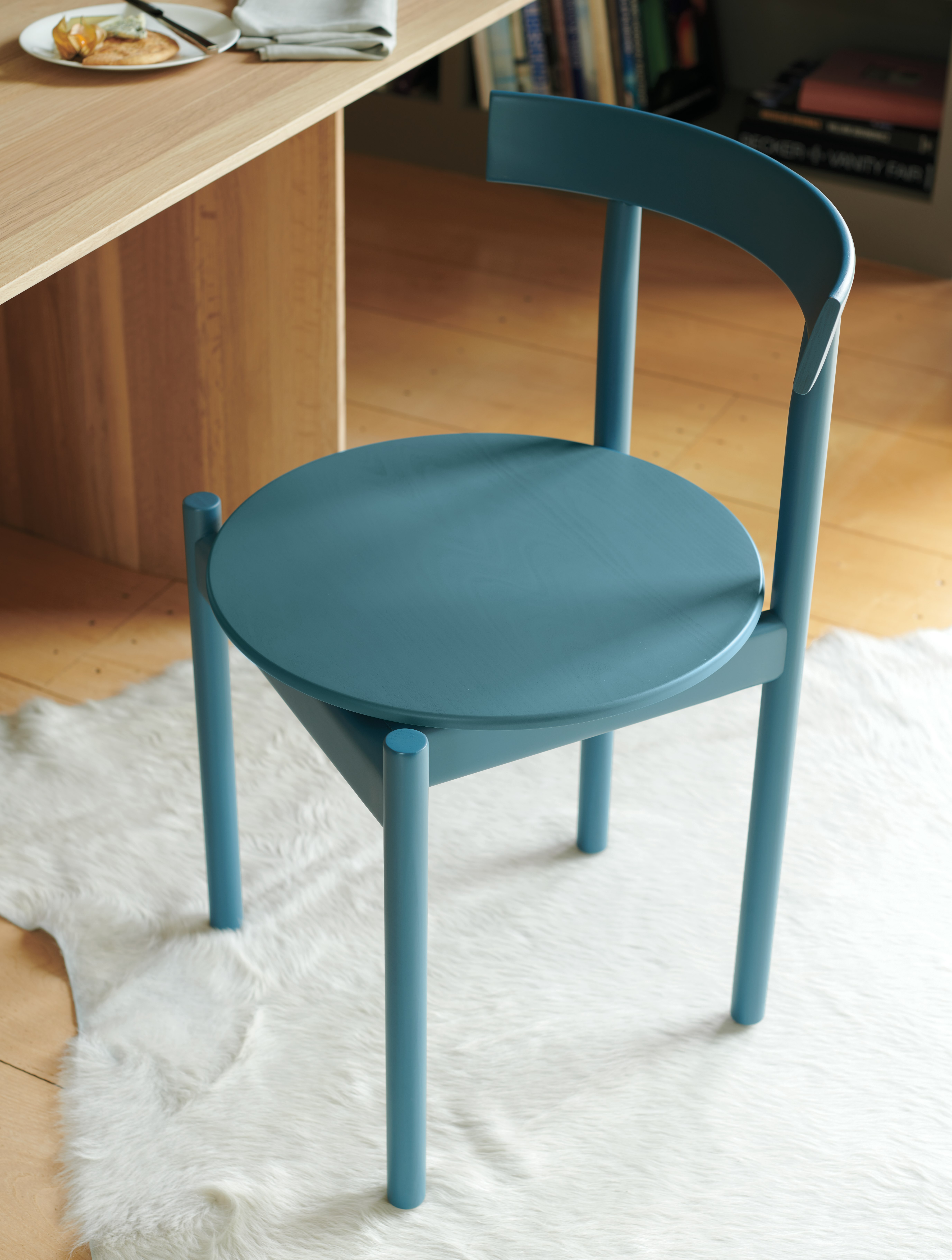 Comma Dining Chair