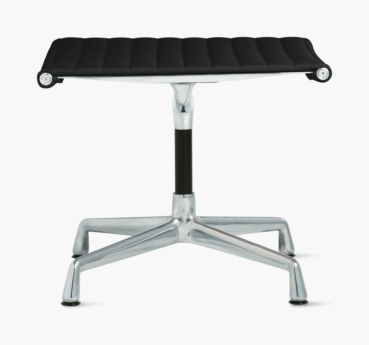 Eames Aluminum Group Chair, Management – Design Within Reach